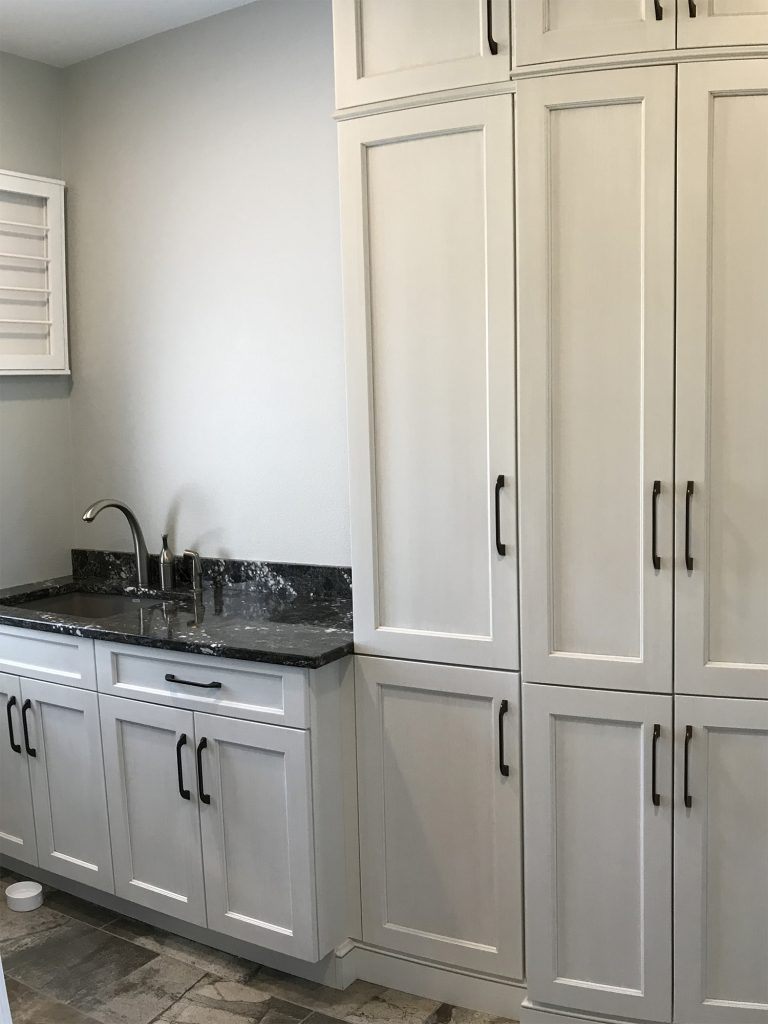 Laundry cabinet with sink